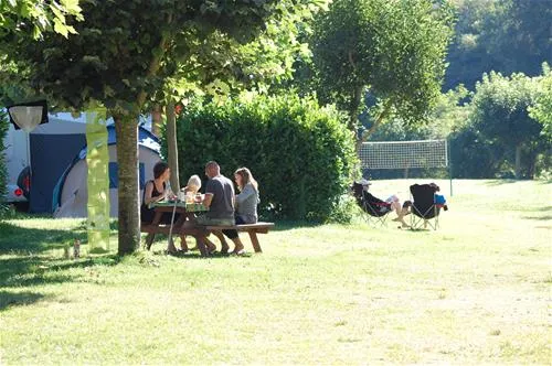 camping-de-coursavy-cassaniouze-lq2qq