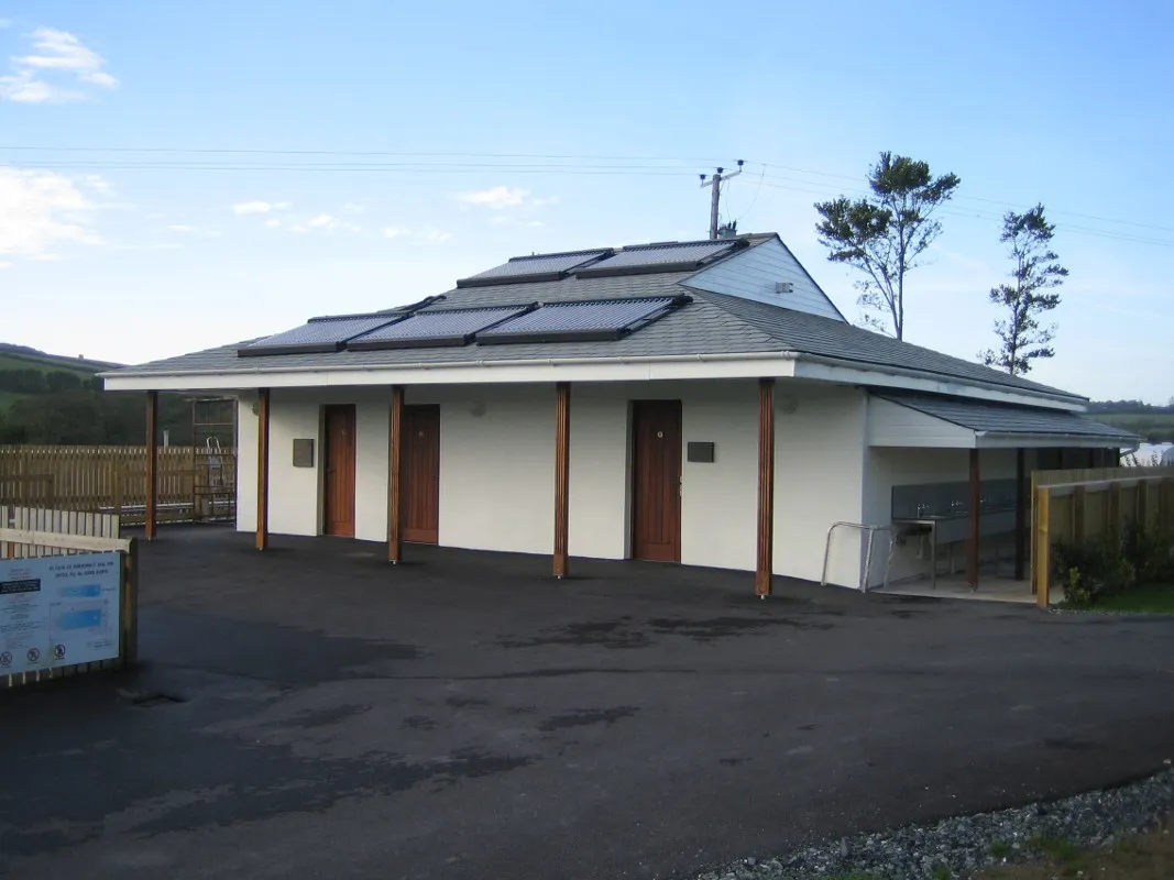 little-dinham-woodland-caravan-park-wadebridge-wnepn