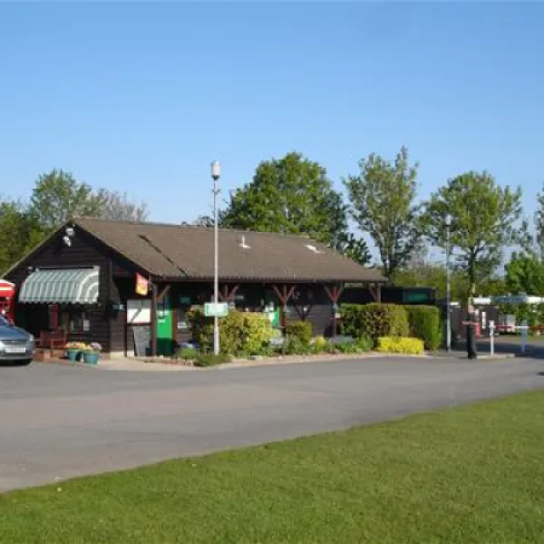 ashridge-farm-caravan-club-site-ashwell-nc88e