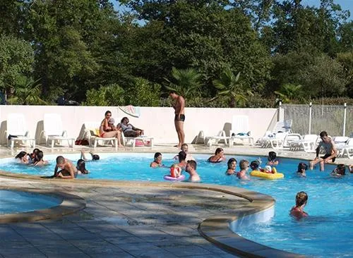 flower-camping-la-cailletiere-dolus-d-oleron-1fcic