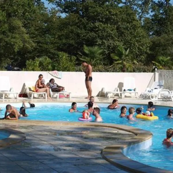 Flower camping - La Cailletiere