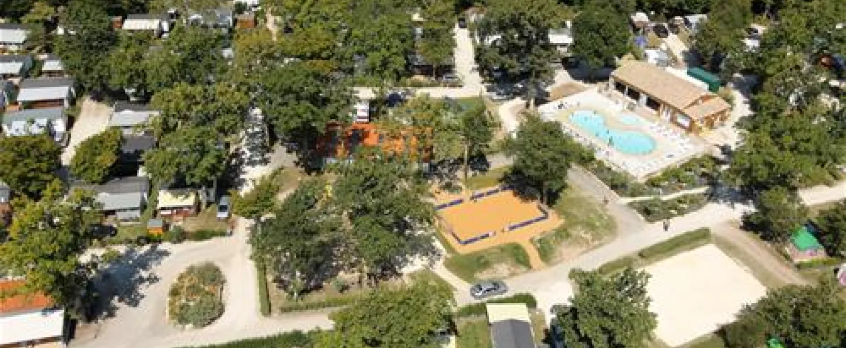 Flower camping - La Cailletiere