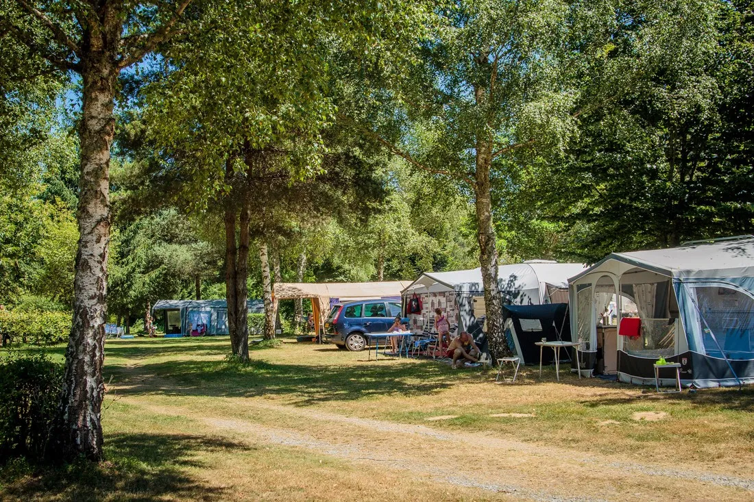 camping-lall-corrze-zfflk