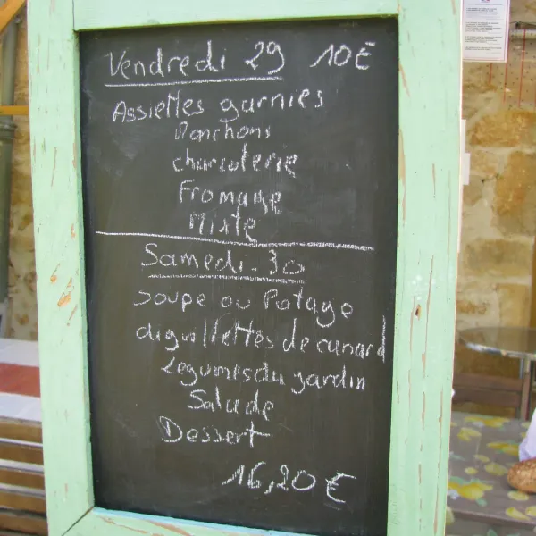 camping-naturiste-les-grands-chenes-lamothe-fnelon-xpoz1