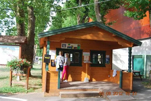 terrain-de-camping-municipal-de-metzplage-metz-gjwsg