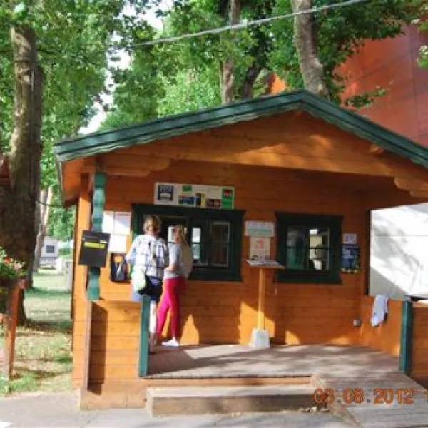 terrain-de-camping-municipal-de-metzplage-metz-gjwsg