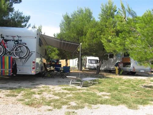 camp-marina-lozovacnp-krka-7d1ep