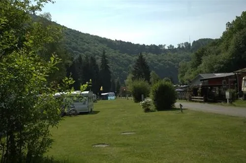 camping-zum-stillen-winkel-brder-49xso