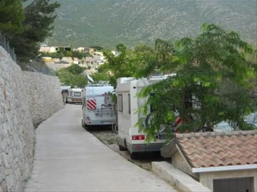 nevio-camping-orebi-qdfmf