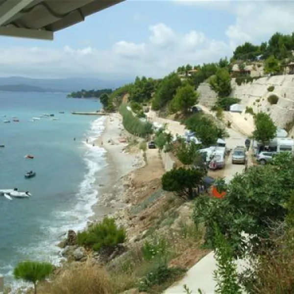 nevio-camping-orebi-r6h7j