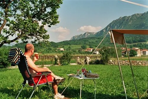 kamp-vrhpolje-vipava-m4rmk