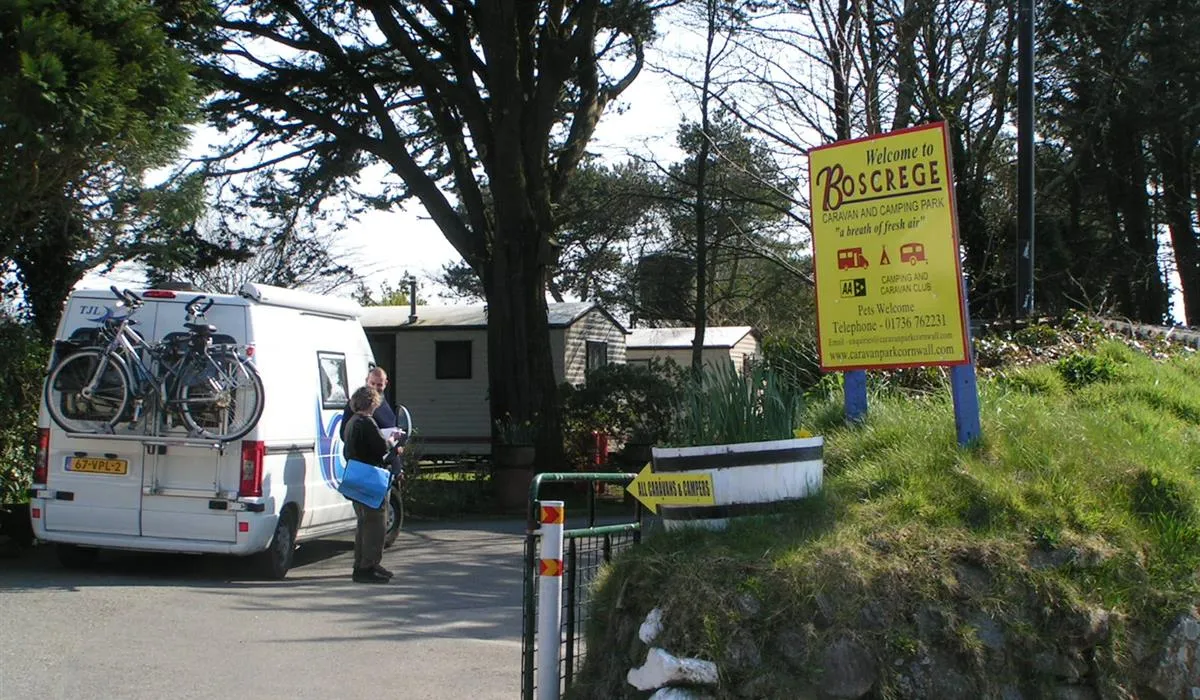 camping-le-stoquet-harsin-oywnq