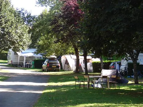 camping-aire-naturelle-municipale-st-pierre-de-trivisy-j6a4s