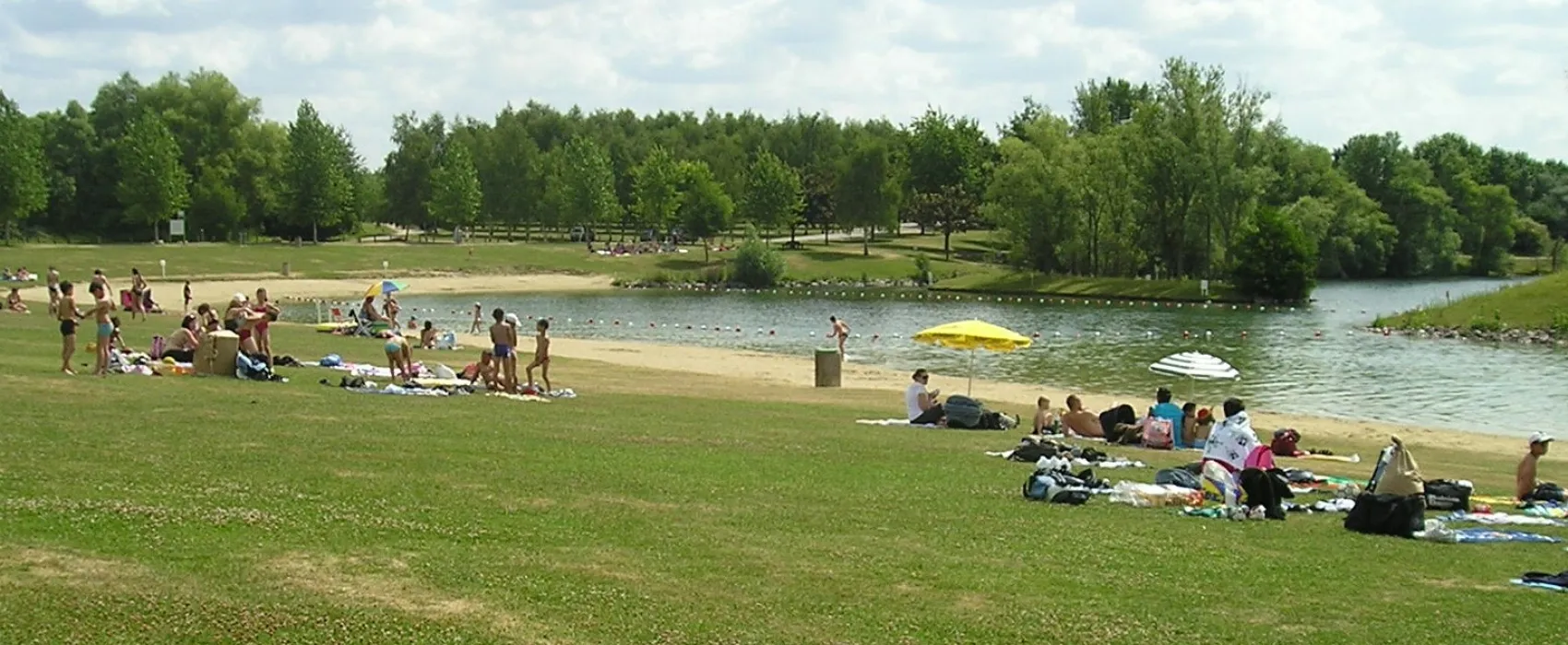 Camping Base De Plein Air Et Loisir Les Etangs Des