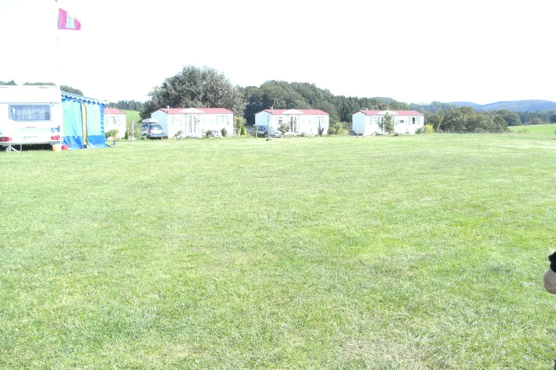 azur-rosencp-schwbische-alb-erpfingen-lgugq