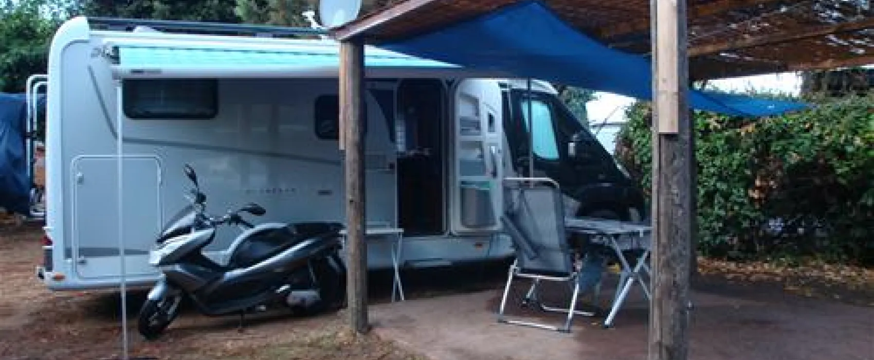 Camping a Marina  