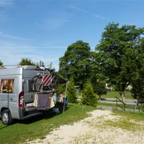 Camping Lac des Brenets