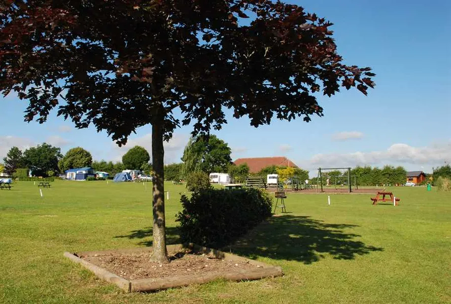campsite-honeybridge-park-dial-post-kr4mz