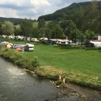 camping-um-wirt-bettendorf-vqlkf