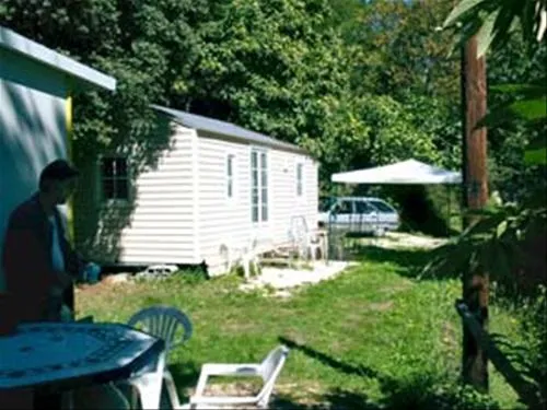 camping-le-petit-bonheur-escaro-f5u5a