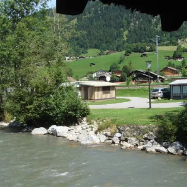 camping-saanenbeim-kappeli-saanen-gimru