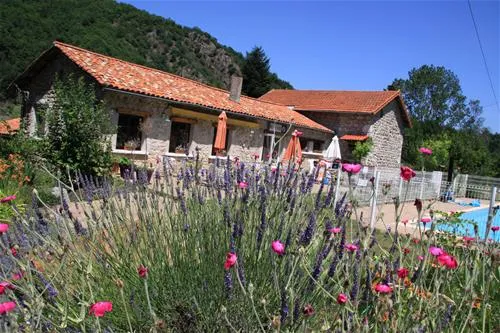 camping-domaine-du-pra-de-mars-vorey-4azm0