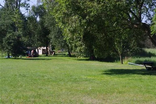 camping-am-kluger-see-neustrelitz-42fvr