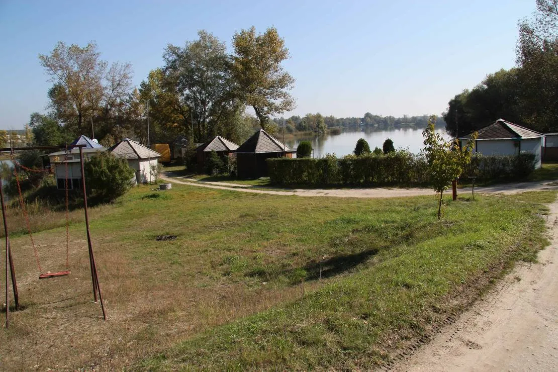 naturista-oazis-kemping-delegyhaza-esizz