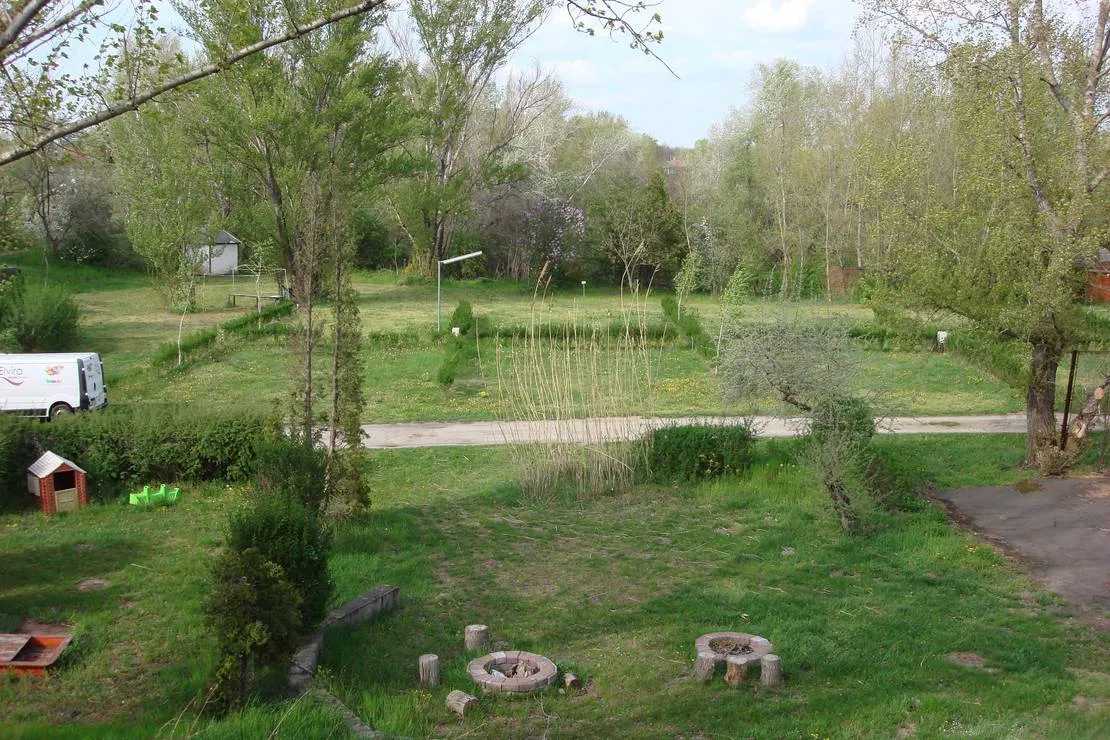 naturista-oazis-kemping-delegyhaza-karhi