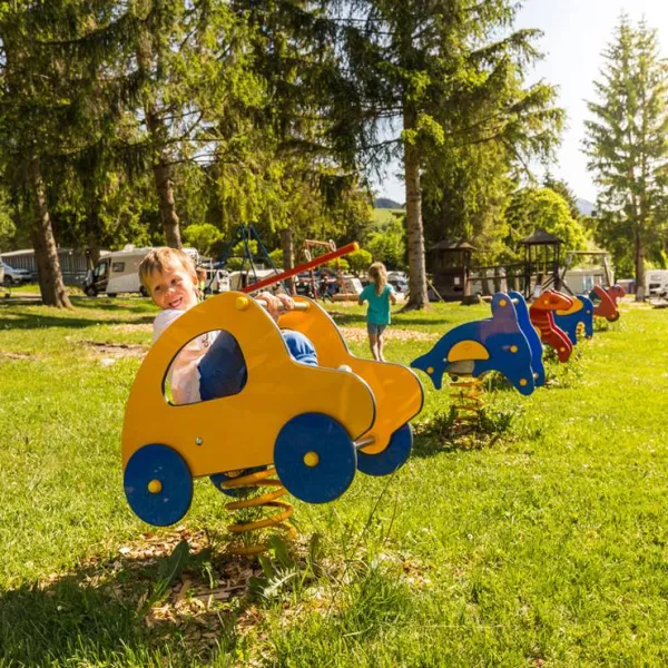 camping-gruntensee-international-wertach-xu3zv