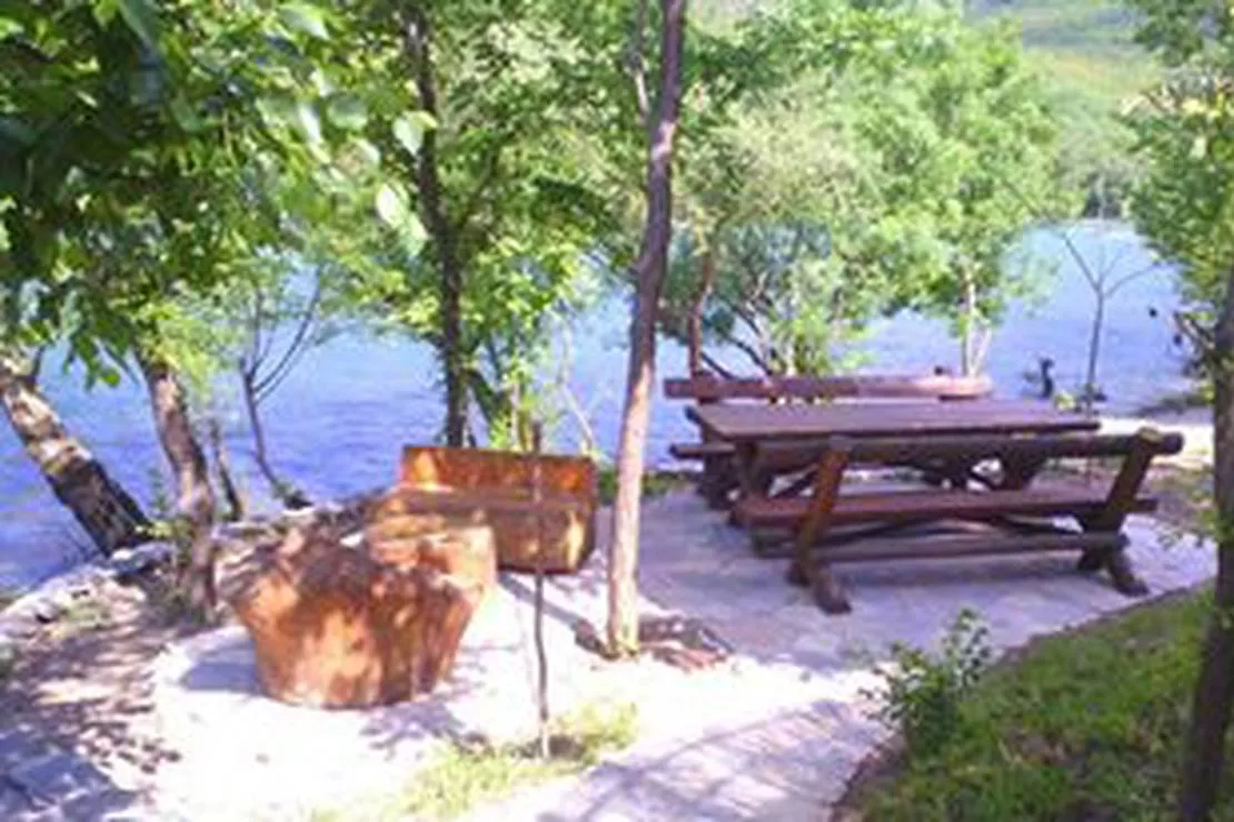auto-camp-green-park-mostar-b8ml8