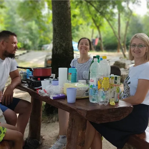 auto-camp-green-park-mostar-dxgk4