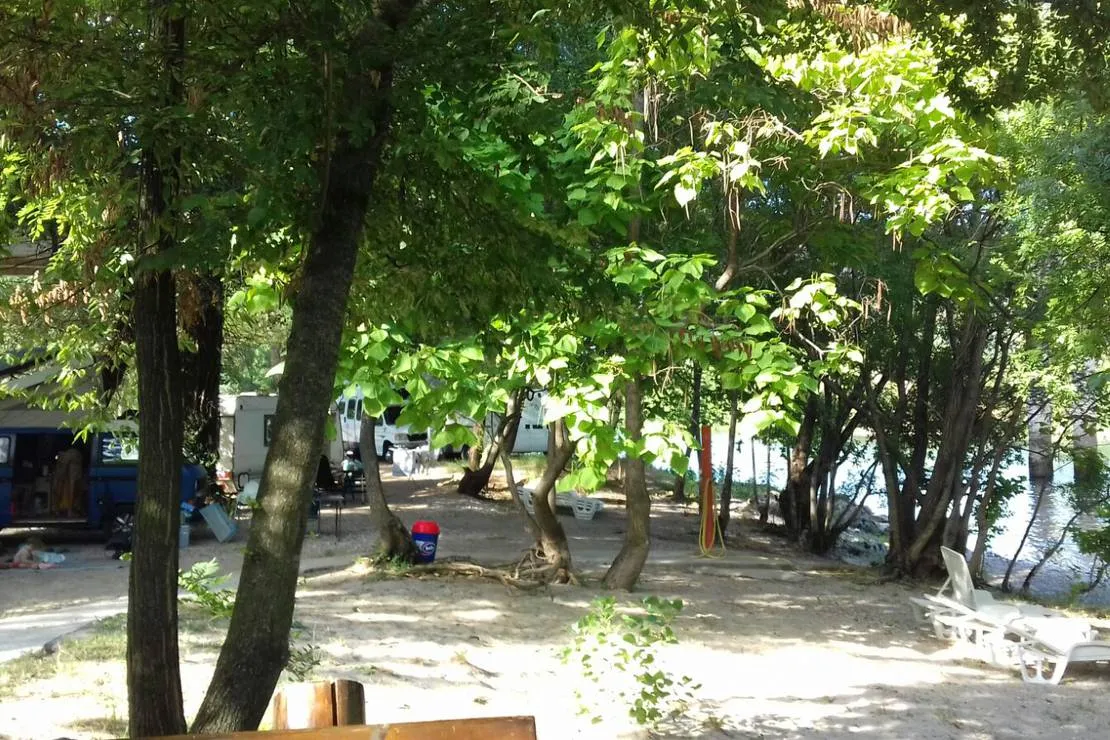 auto-camp-green-park-mostar-lxxdv