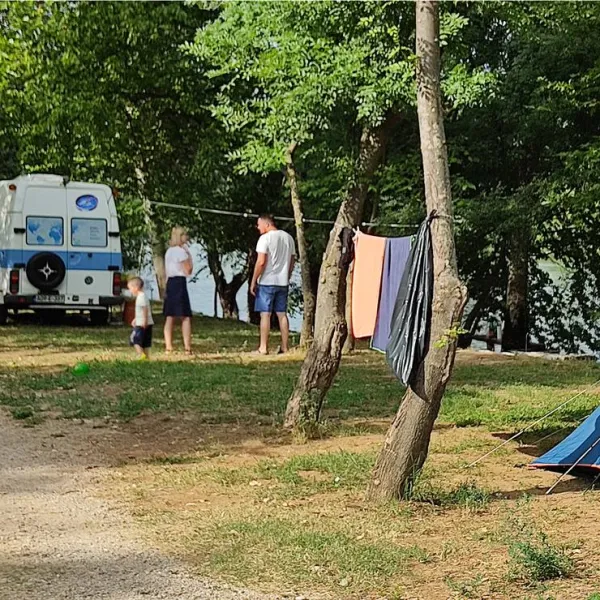 auto-camp-green-park-mostar-qa70f