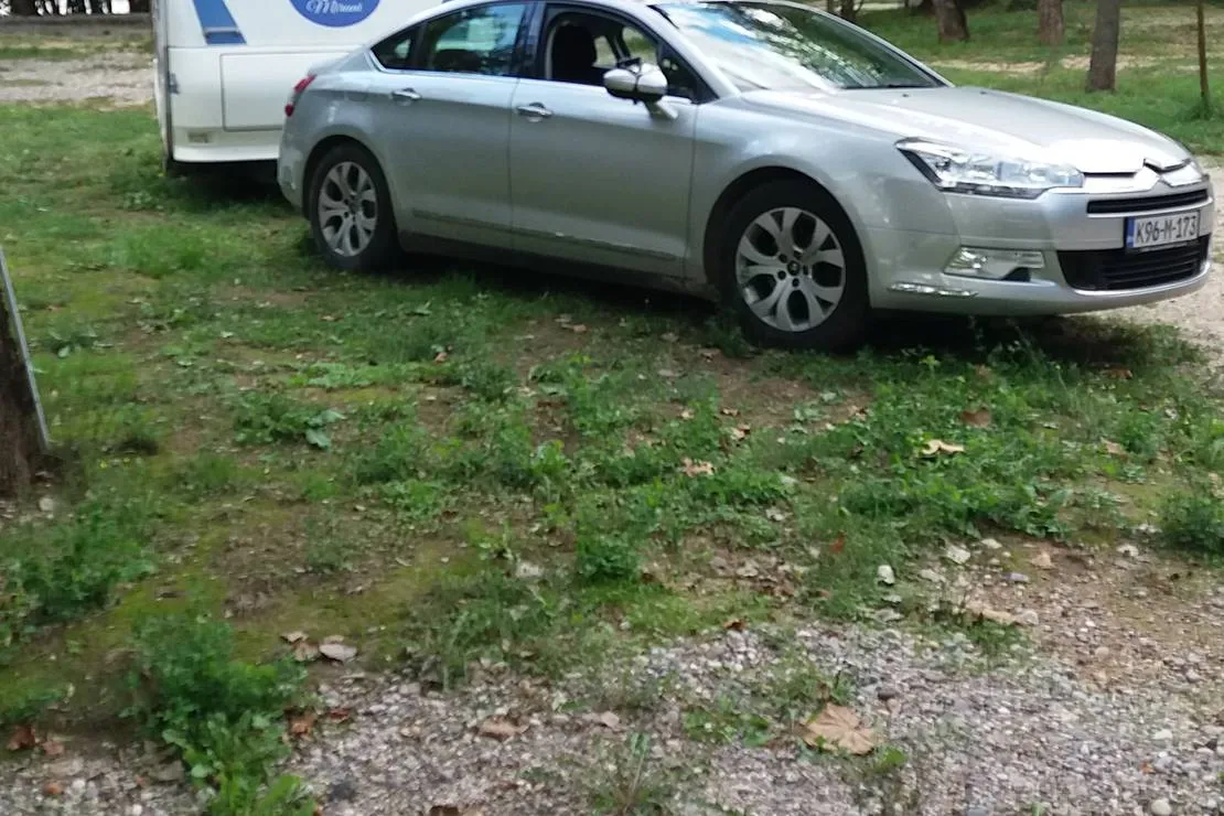 auto-camp-green-park-mostar-v8olq