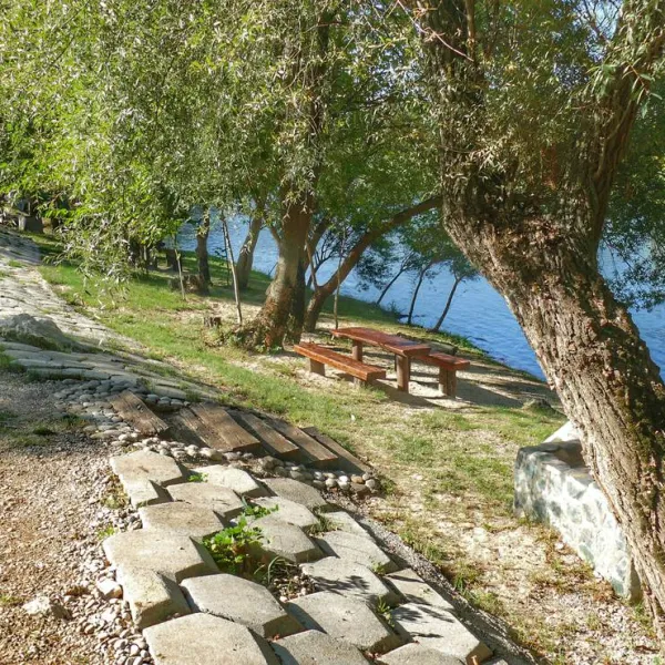 auto-camp-green-park-mostar-y2rqo