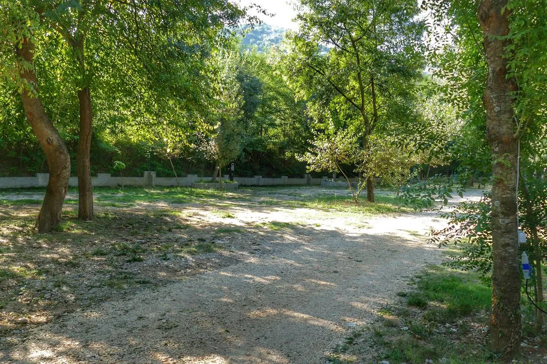 auto-camp-green-park-mostar-yw9hl