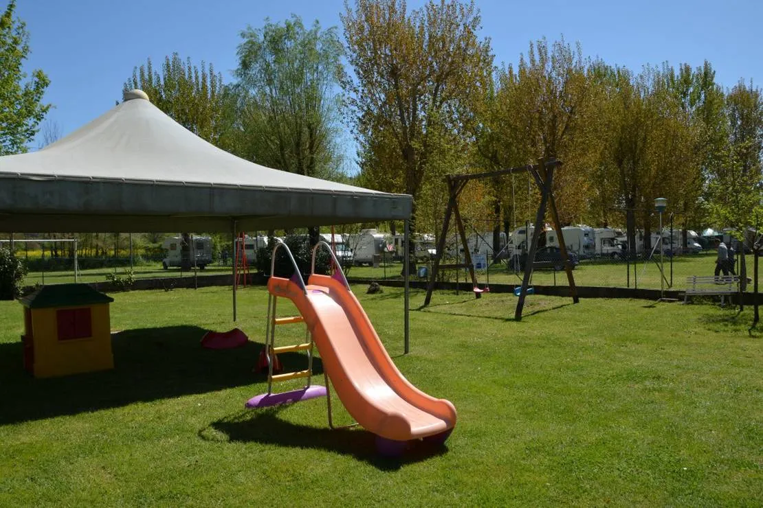 camping-lago-di-piediluco-terni-hm8ah