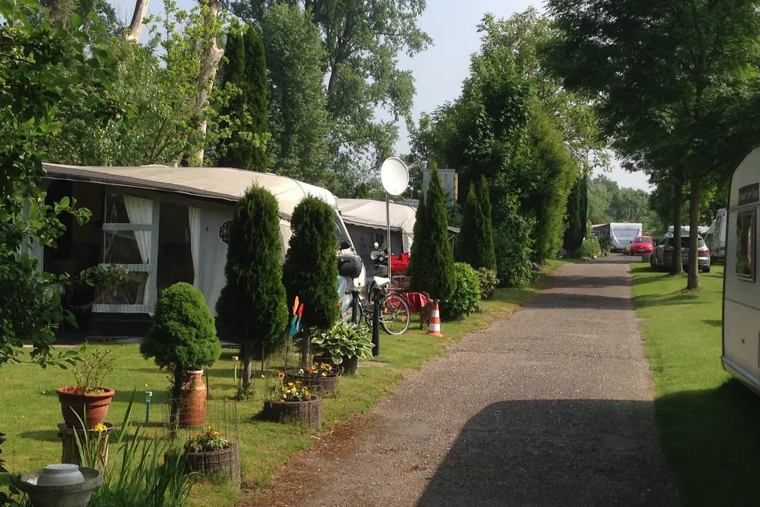 camping-dusseldorf-lorick-dusseldorf-lorick-efrd2