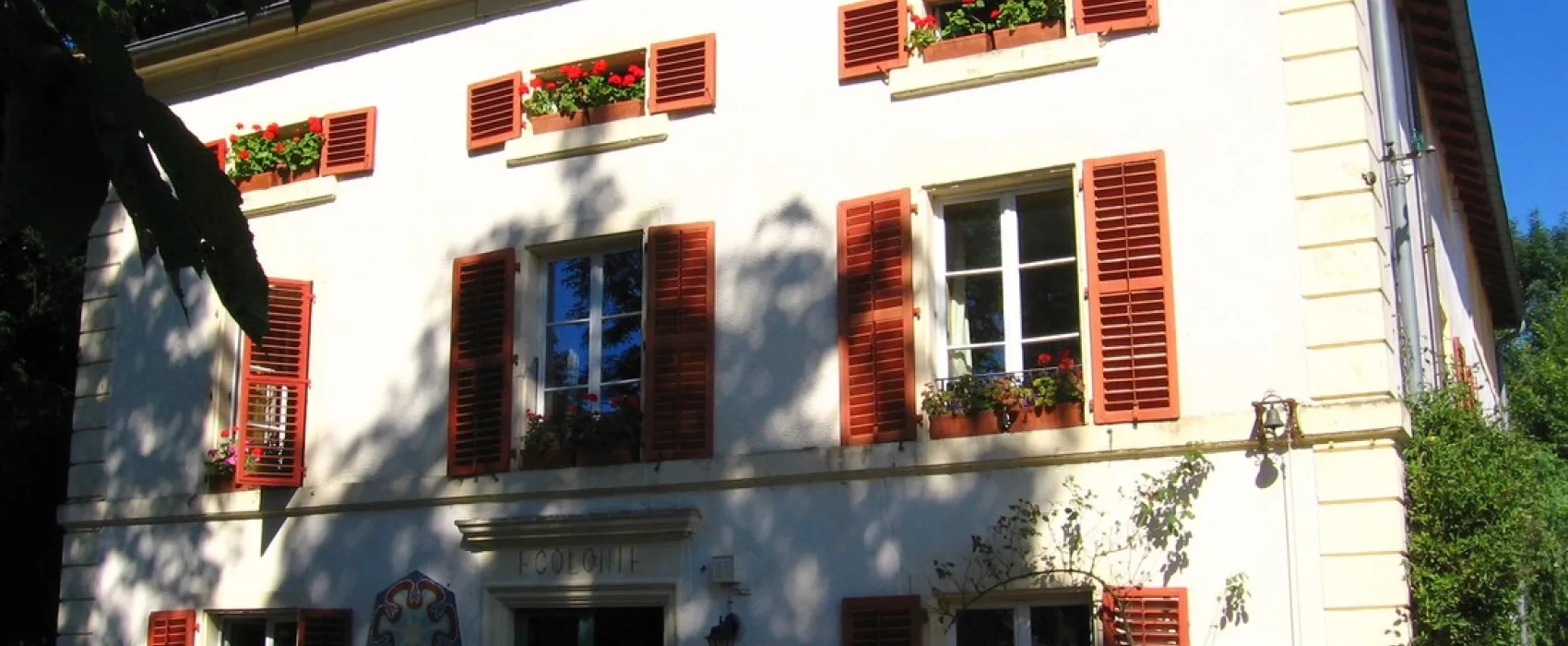L'Ecolonie