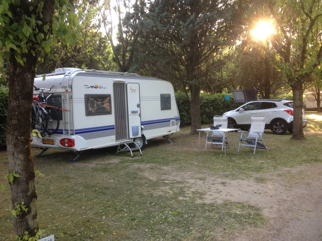 des-nations-auberives-sur-vareze-isere-eetb4