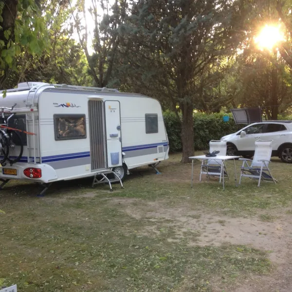 des-nations-auberives-sur-vareze-isere-eetb4