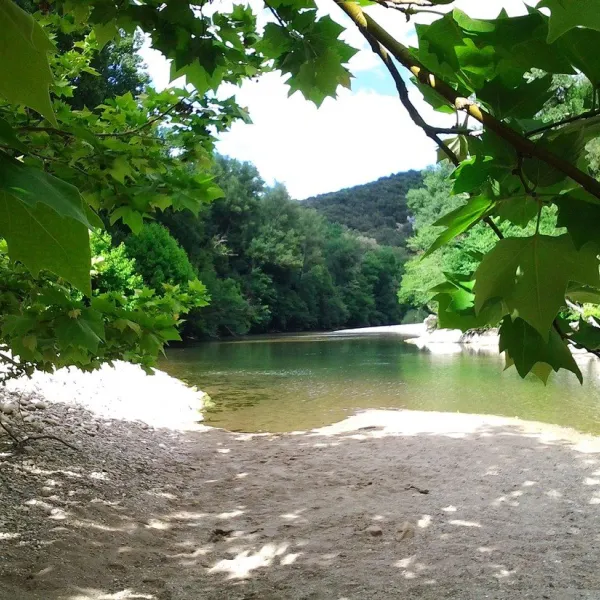 le-ran-du-chabrier-saint-privat-de-champclos-f0nee
