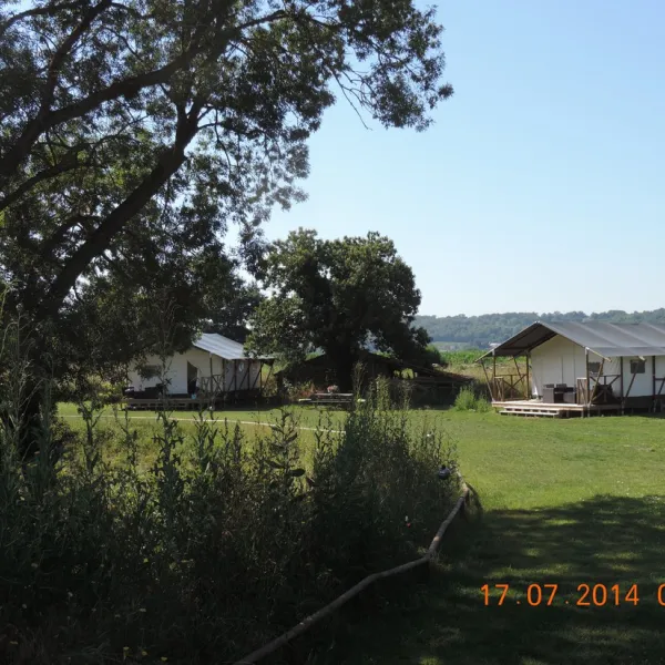 glamping-lodge-le-mouton-blaison-gohier-fa3ku