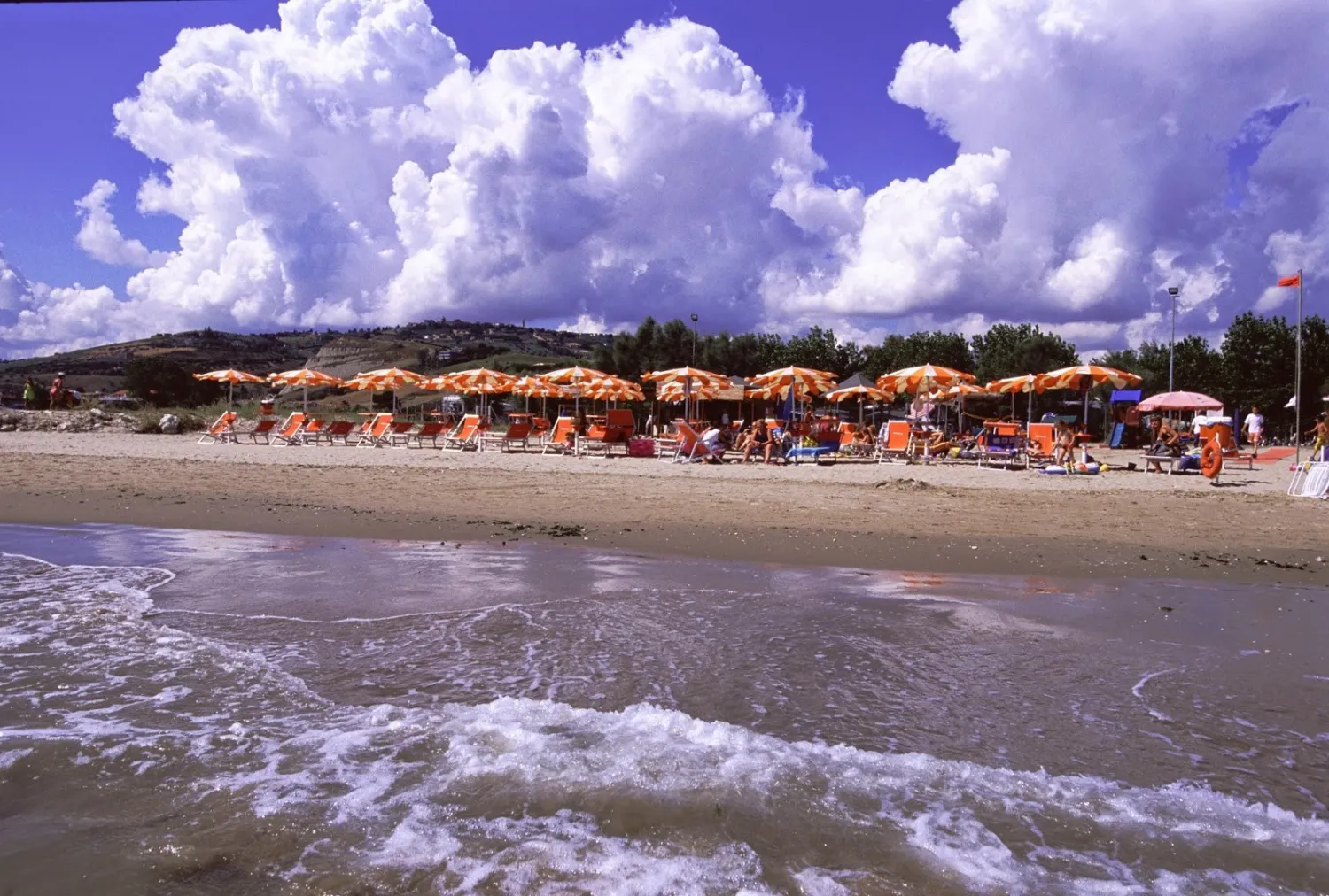campeggio-surabaja-roseto-degli-abruzzi-mwkzx