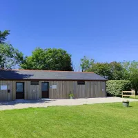 cardinney-caravan-and-camping-park-penzance-fktia