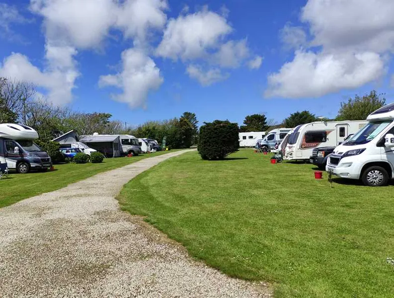 cardinney-caravan-and-camping-park-penzance-ohrhl