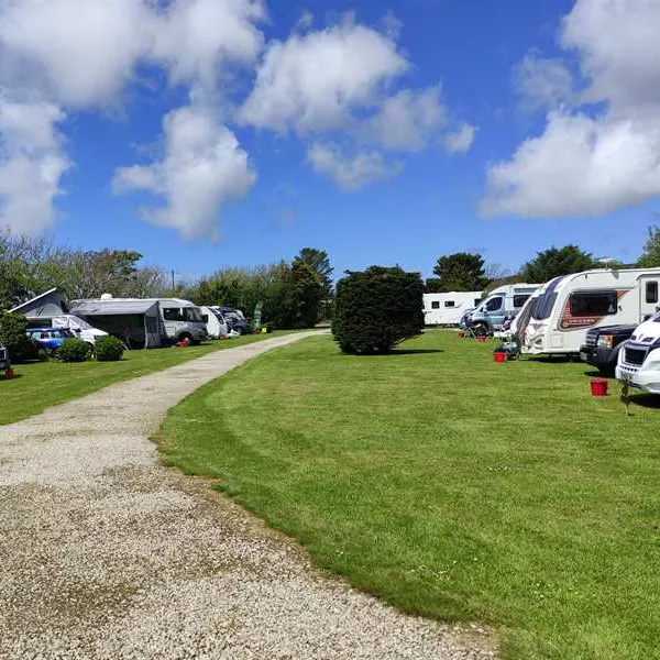 cardinney-caravan-and-camping-park-penzance-ohrhl