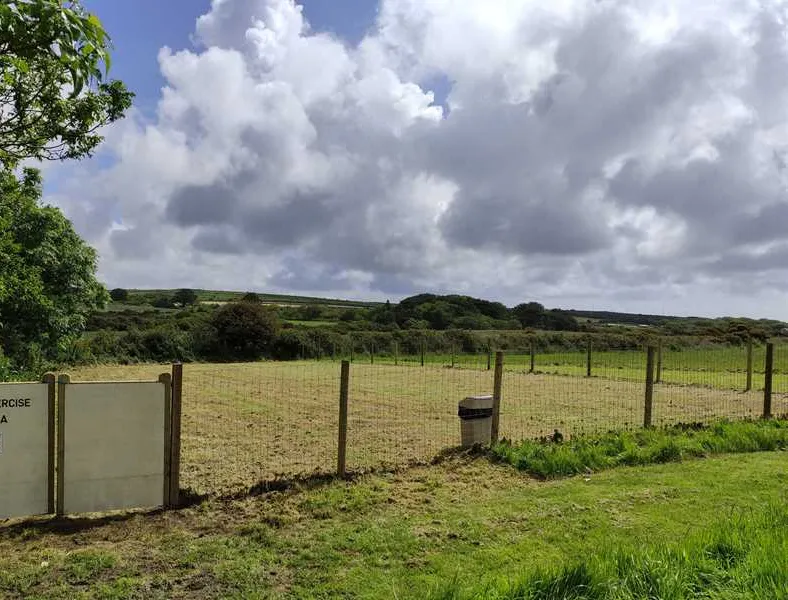 cardinney-caravan-and-camping-park-penzance-vlich
