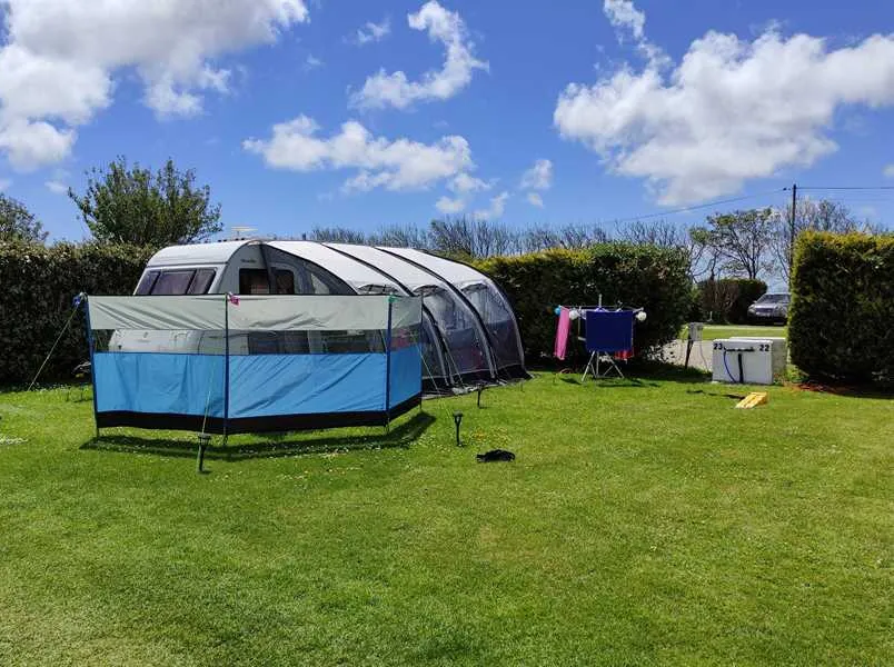 cardinney-caravan-and-camping-park-penzance-xrcgs